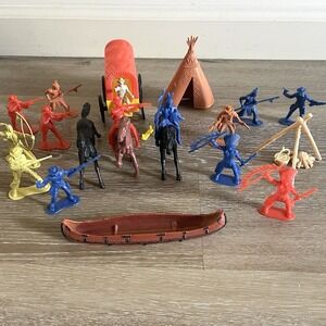 Vintage Marx Toys Apache Playset Teepee Wagon Canoe Figures